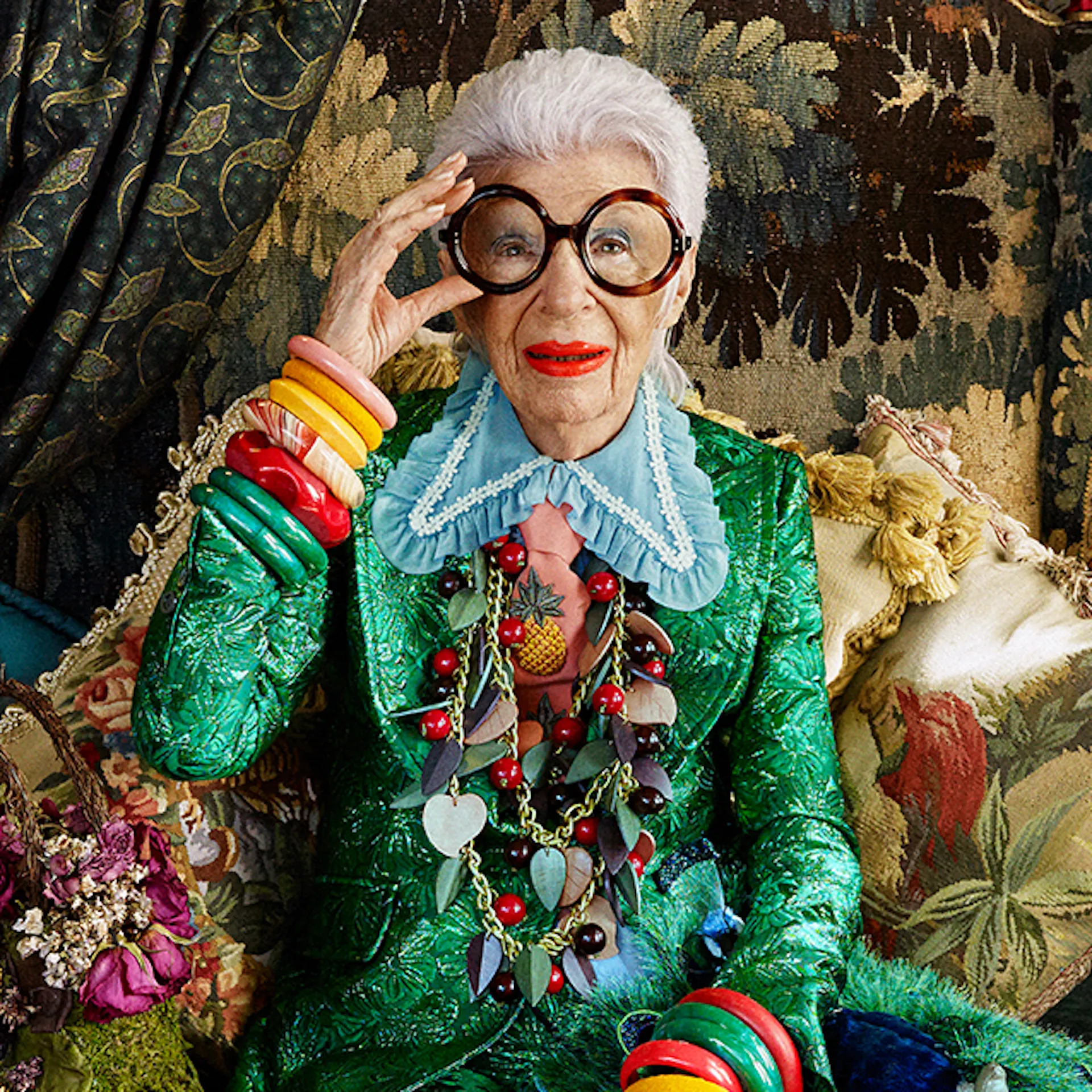 Aukčný dom Millea Bros. oznamuje Apfelicious!   The Iris Apfel Sale: